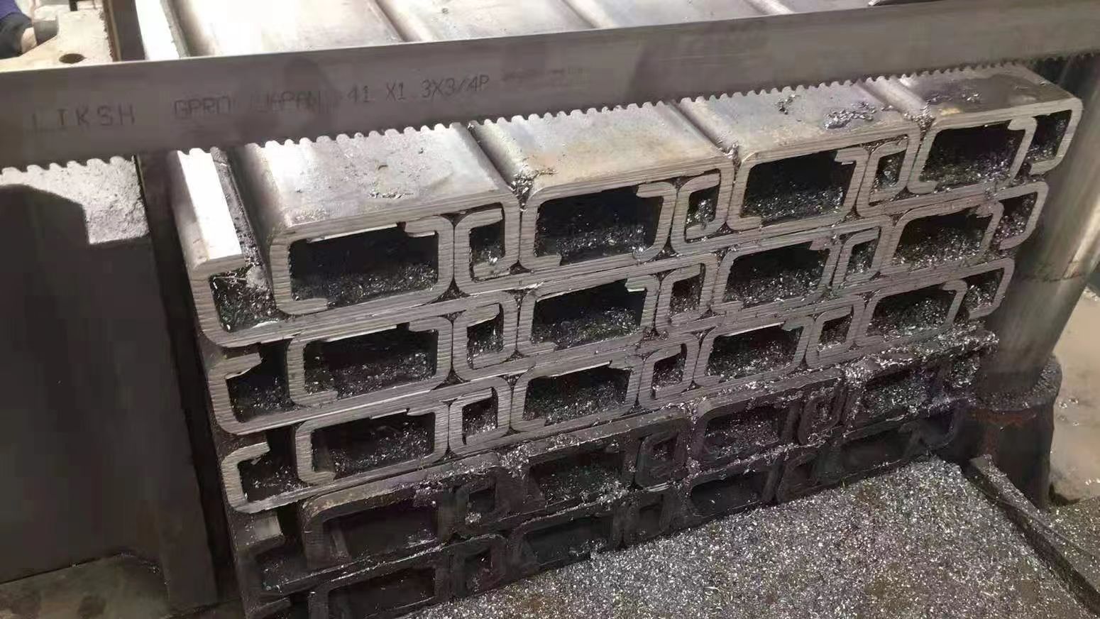 冷彎型外卷邊槽鋼